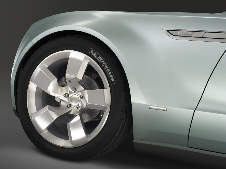  Chevrolet Volt Concept 2007 года  (фото 20 из 91)